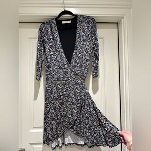 Loft wrap mini floral dress 3/4 length sleeves size M